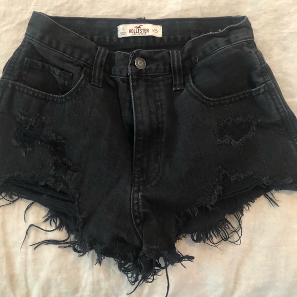 💜Hollister High Rise Black Distressed Raw Short - Picture 4 of 5